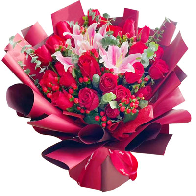 普洱22朵红玫瑰百合，爱的火焰